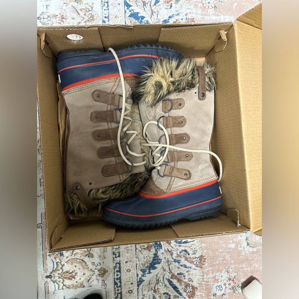 Sorel - Joan of Arctic Oxford Tan Boots